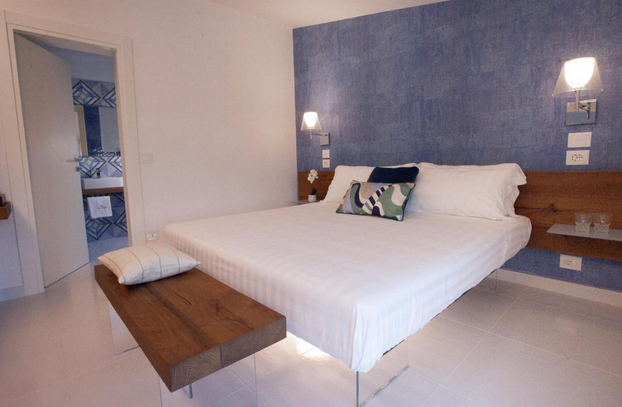 Aquamaris Design Suite & Spa Paestum Exteriör bild