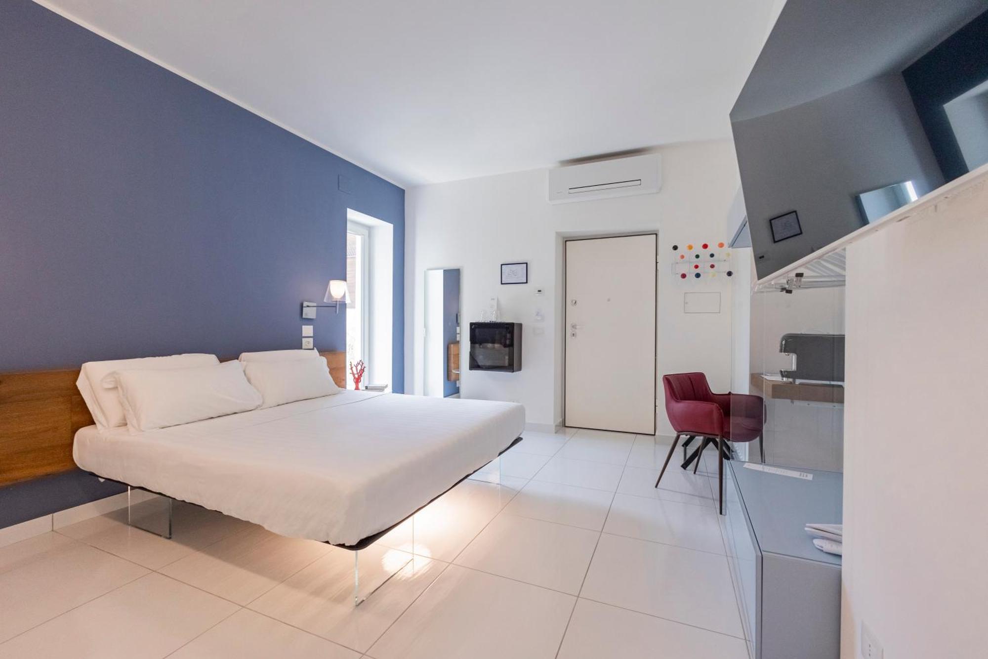 Aquamaris Design Suite & Spa Paestum Exteriör bild