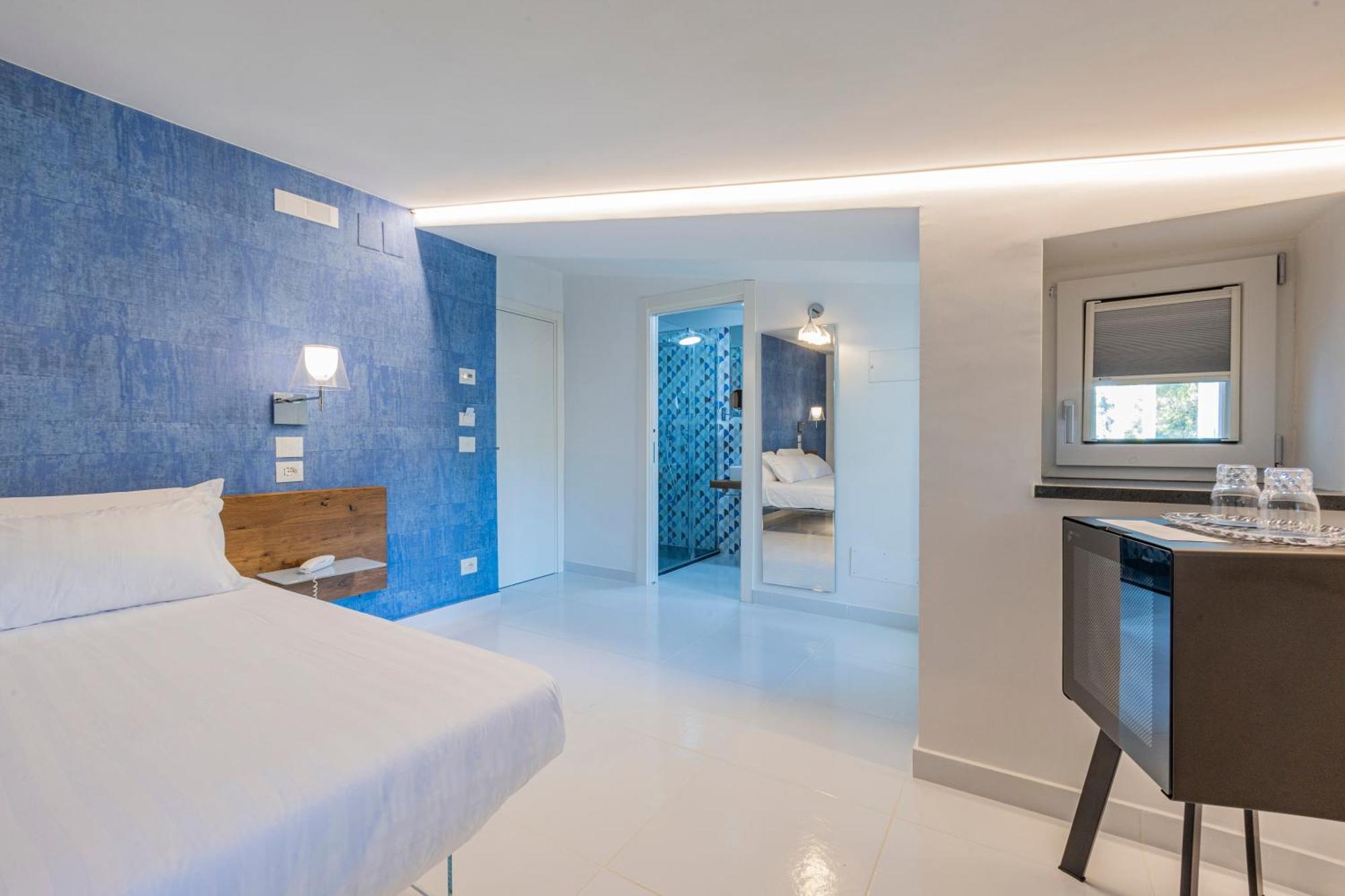 Aquamaris Design Suite & Spa Paestum Exteriör bild